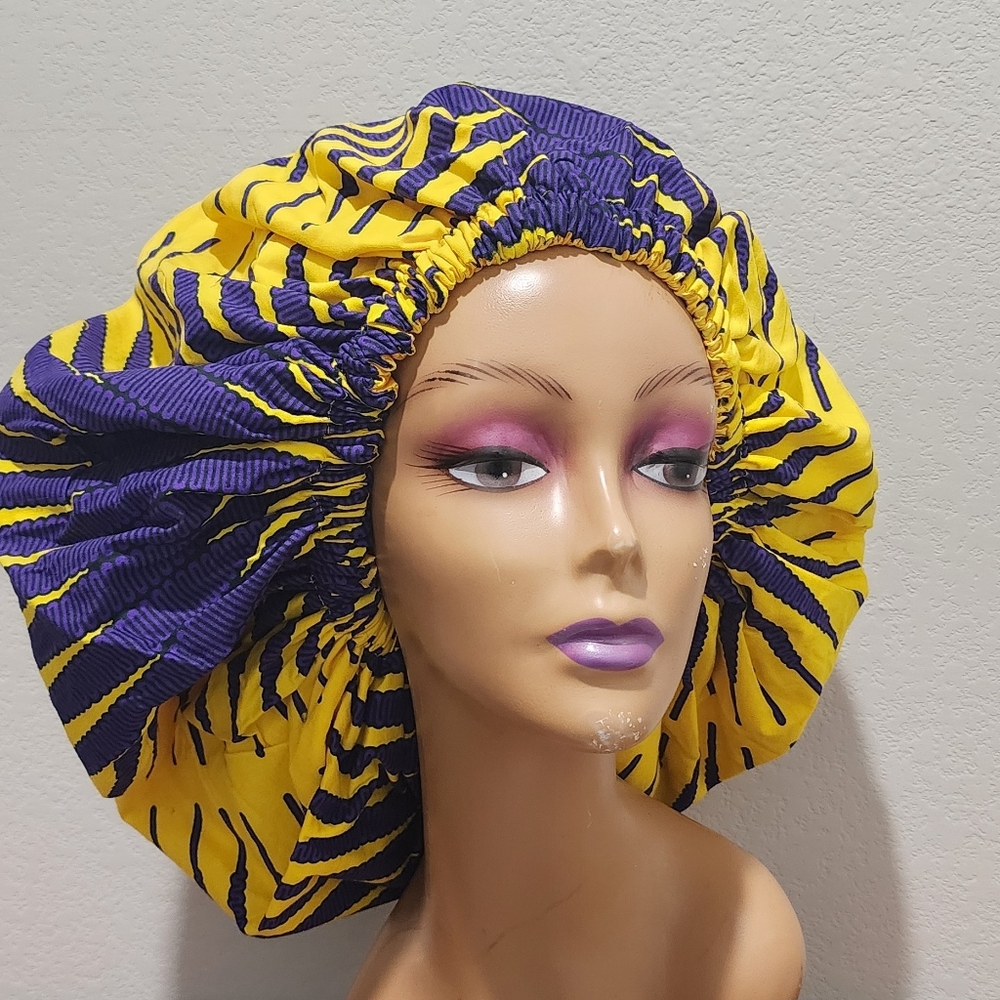 Uwakstar Designs Handmade Colorful Patterned Bonnet XL